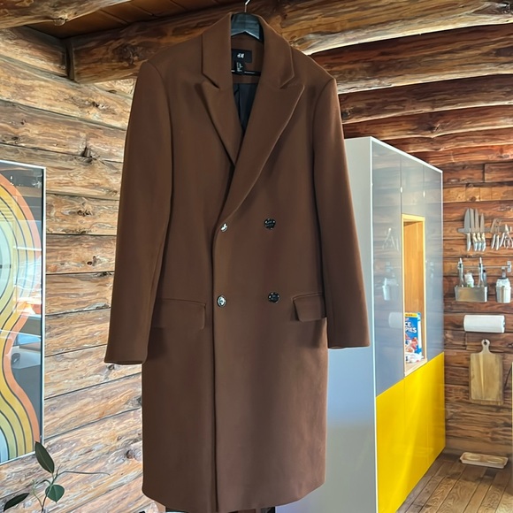 Men’s H&M Wool Coat in Rust. Size 36R - Picture 3 of 4